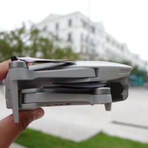 Flycam Faith Mini 2 Fullbox Chinh Hang canh phai