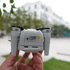 Flycam Faith Mini 2 Fullbox Chính Hãng dang sau
