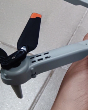 Phân Biệt Flycam Động Cơ Chổi Than Và Không Chổi Than 13 ĐỘNG CO CHỔI THAN