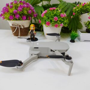 Flycam DJI Mini 2 SE Cũ cạnh bên