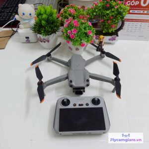 Mavic Air 2S Combo Cũ Đã Qua Sử Dụng tay màn hình