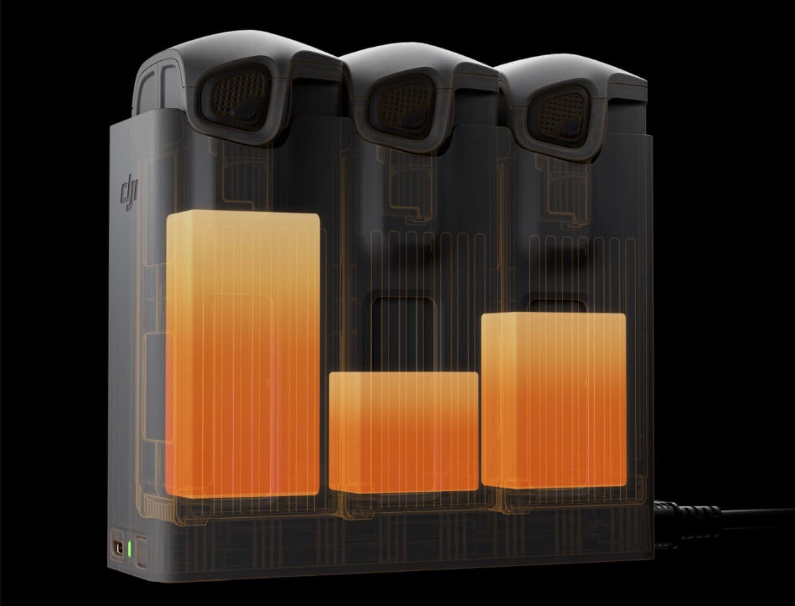 Flycam DJI Mavic 4 Pro New Fullbox 22 sạc nhanh 240 W ca 3 pin 51 phut