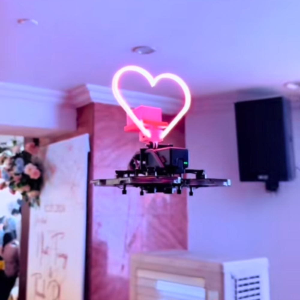 Flycam FPV Trao Nhẫn Cưới